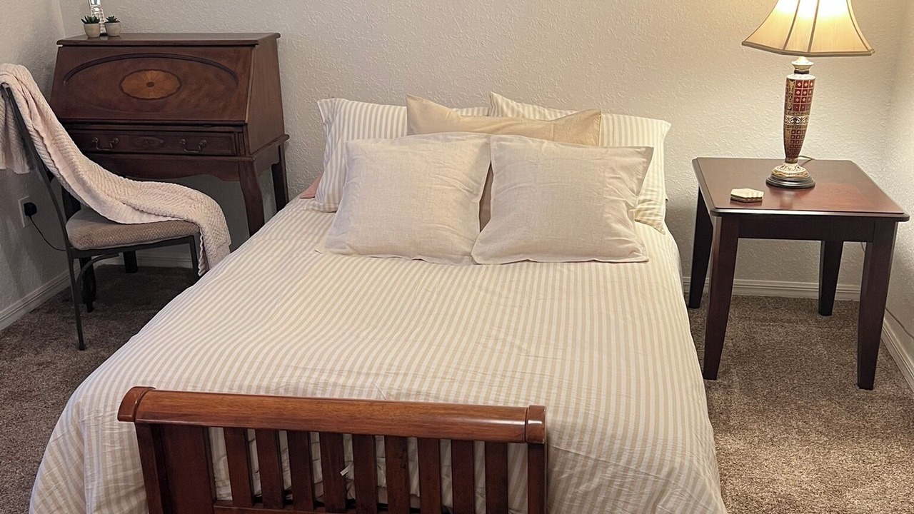 Photo of Bedroom in Melbourne Beach