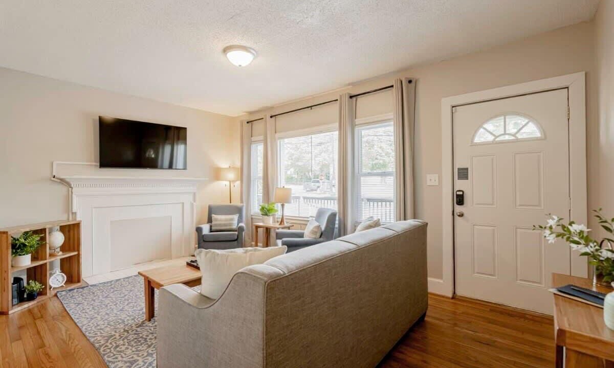Photo of Bedroom in Columbia