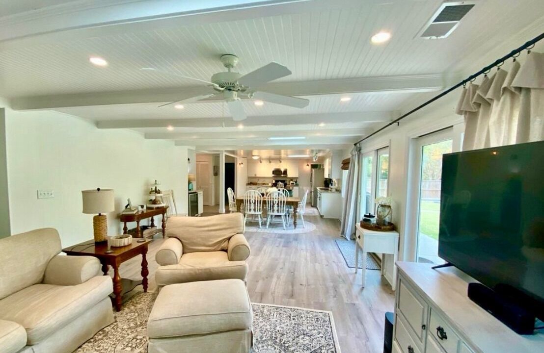 Photo of Livingroom in Saint Helena Island