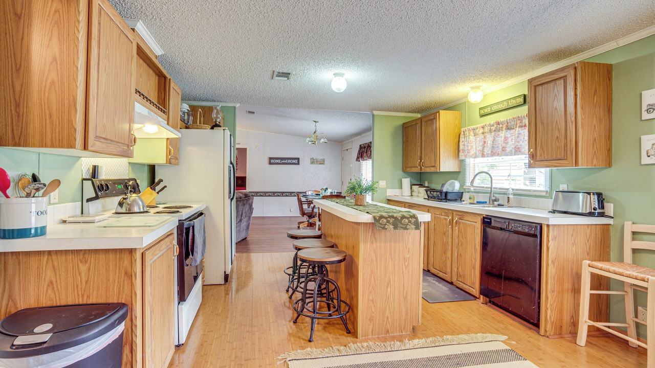 Photo of Kitchen in Saint Helena Island
