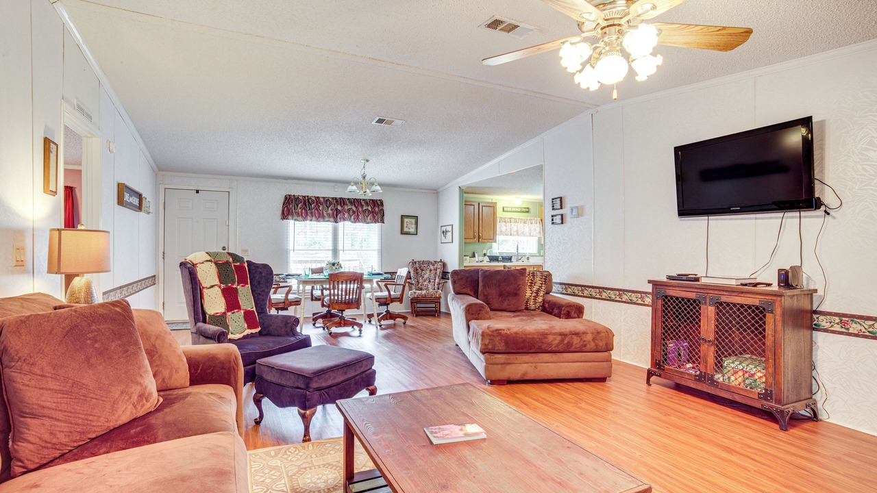 Photo of Livingroom in Saint Helena Island