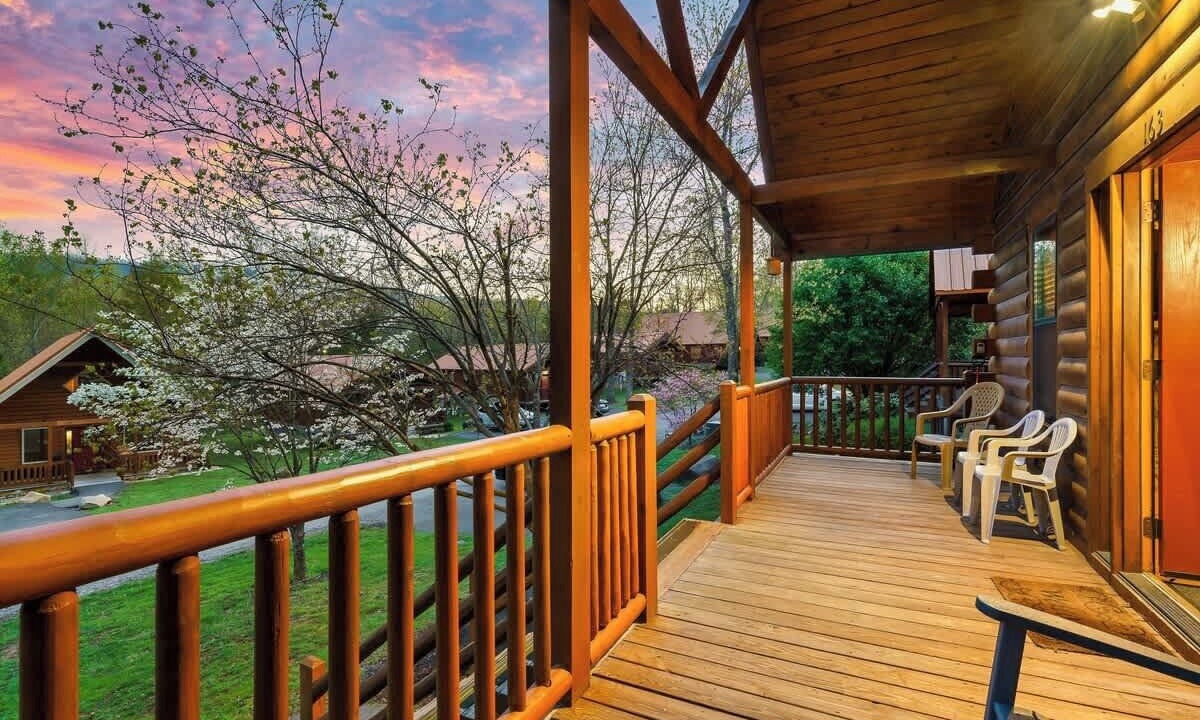 Photo of Outdoor in White Oak Lodge