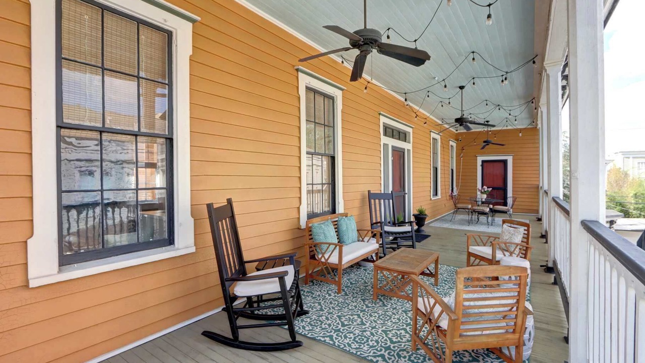 Photo of Patio Balcony in Savannah Victorian District
