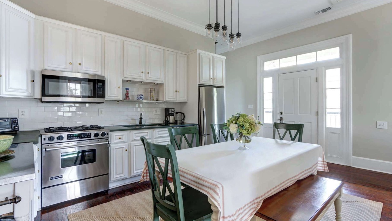 Photo of Kitchen in Savannah Victorian District