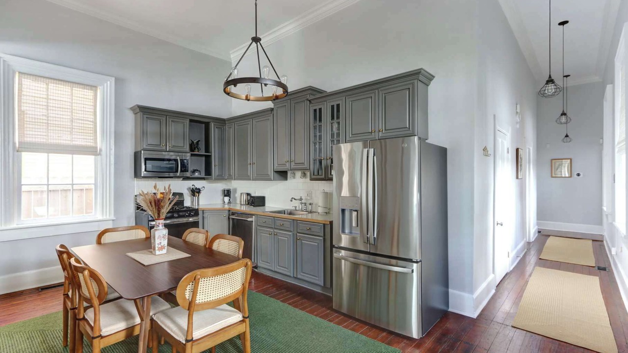 Photo of Kitchen in Savannah Victorian District