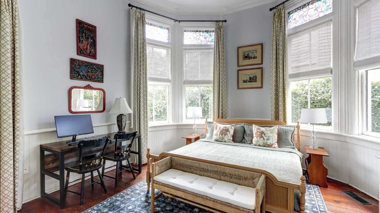 Photo of Bedroom in Savannah Victorian District