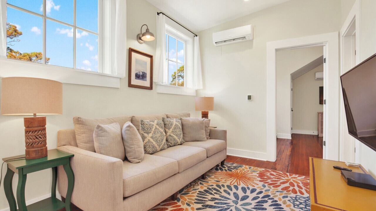 Photo of Livingroom in Tybee Island