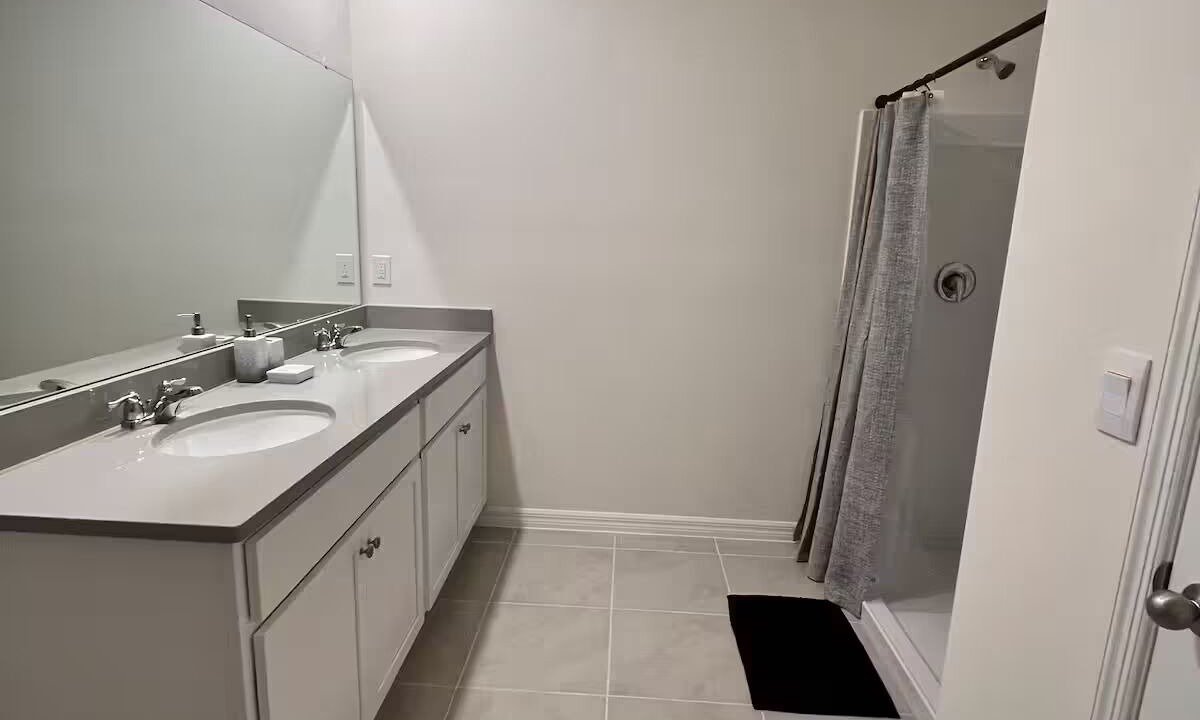 Photo of Bathroom in Winter Haven