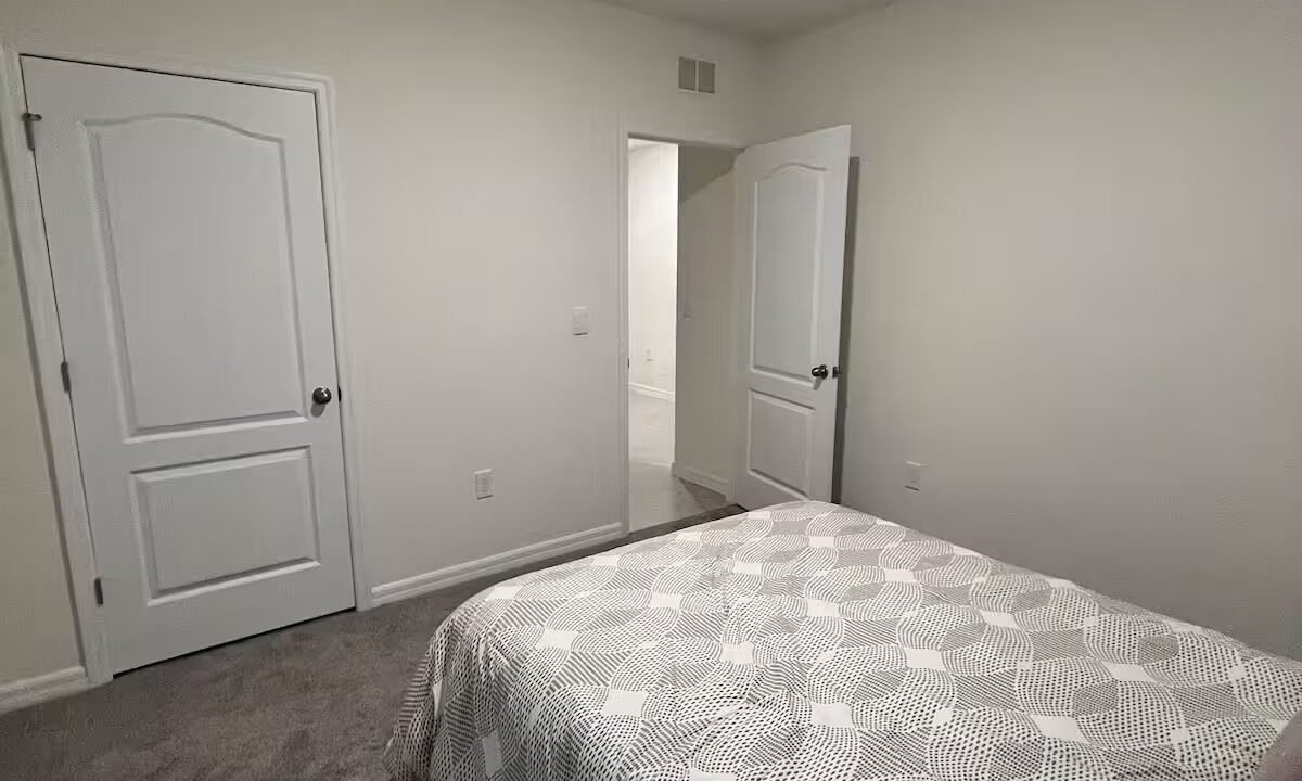 Photo of Bedroom in Winter Haven