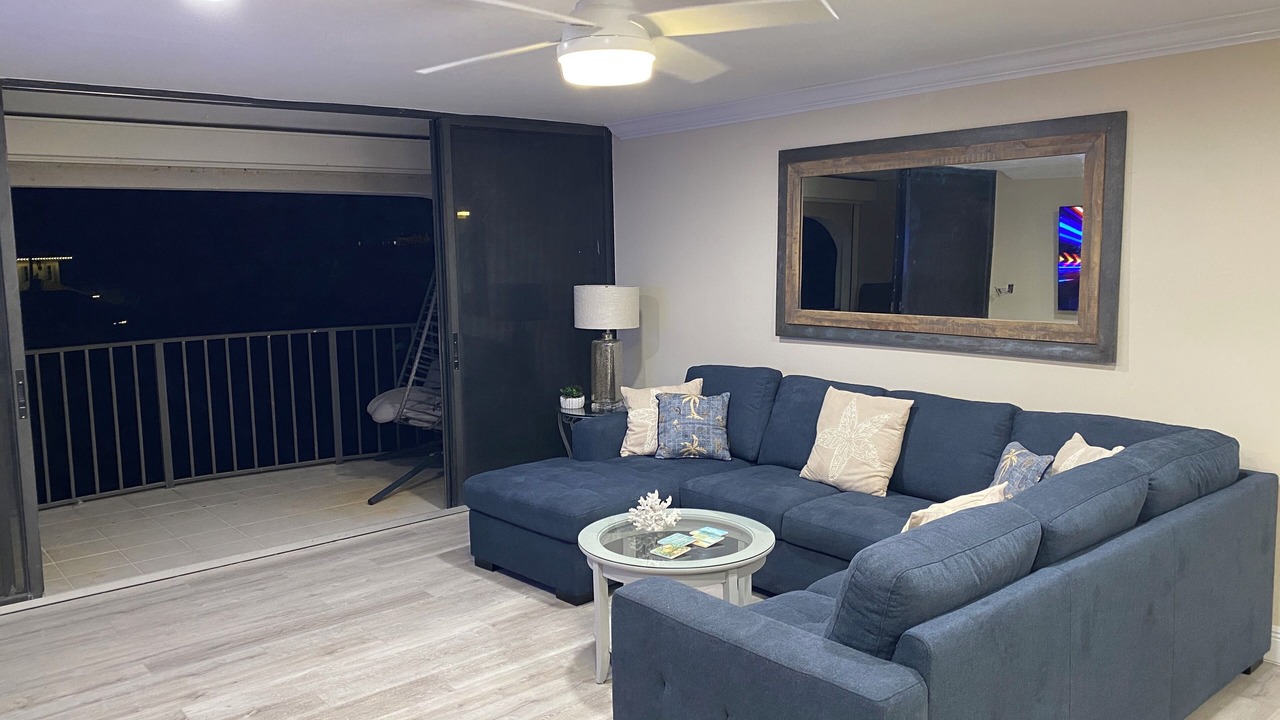 Photo of Livingroom in Indian River Shores