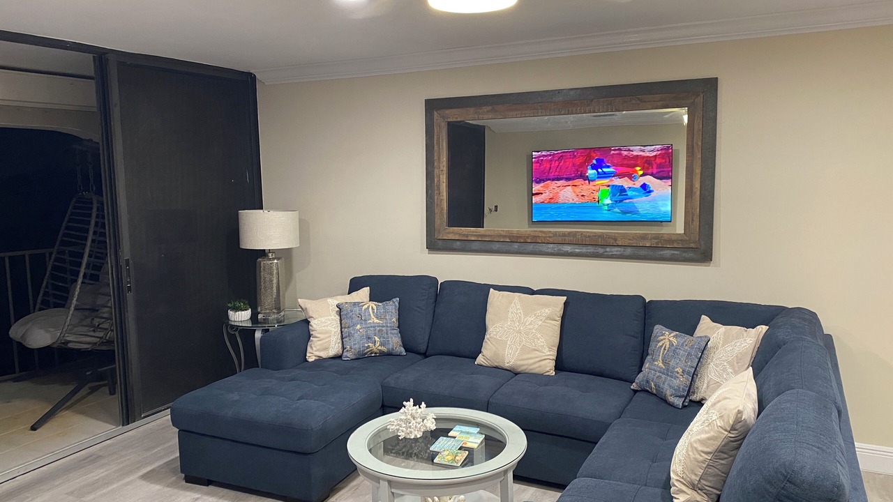Photo of Livingroom in Indian River Shores
