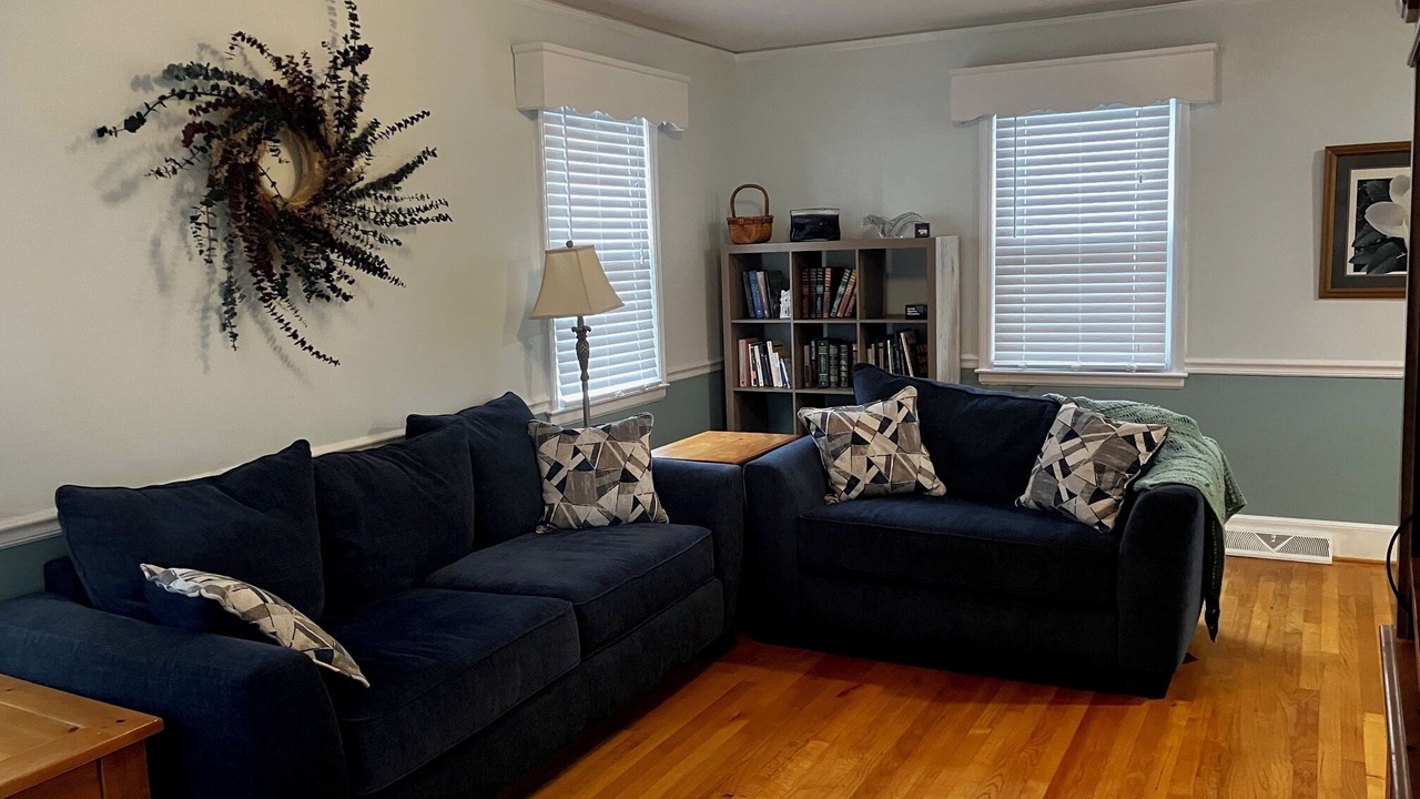 Photo of Livingroom in Cayce