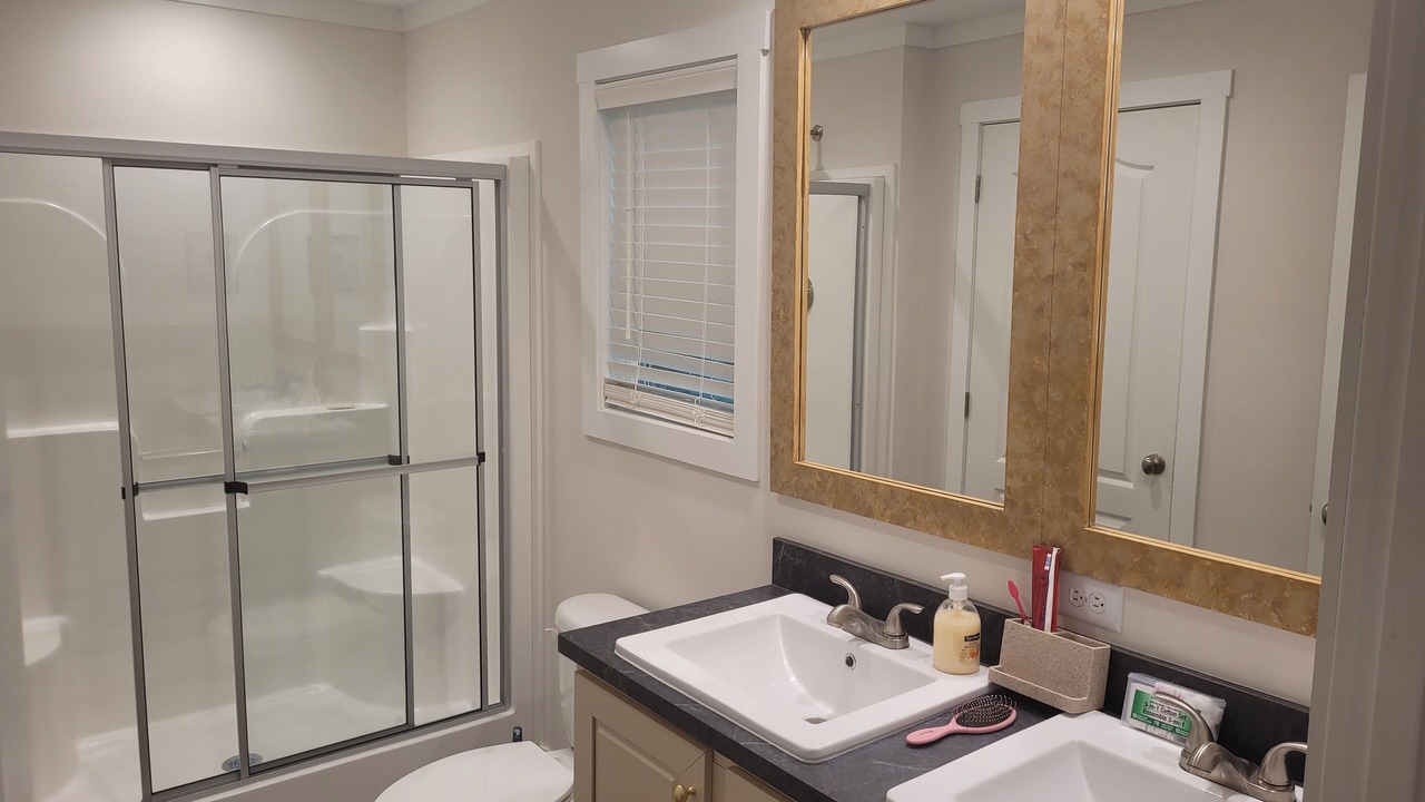 Photo of Bathroom in Martin