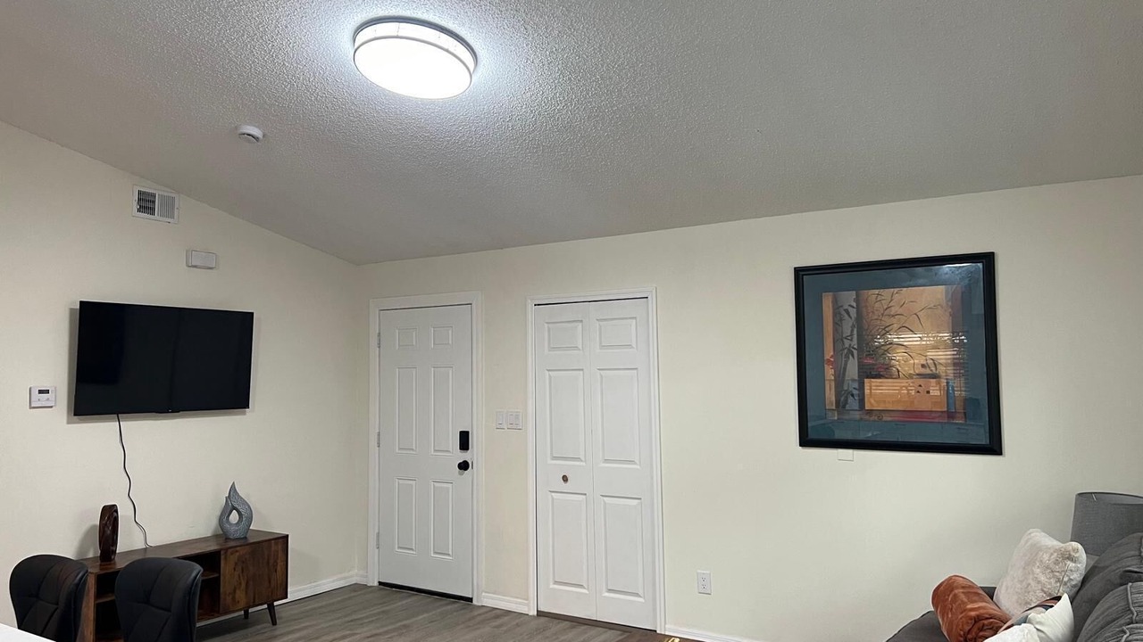Photo of Livingroom in Roosevelt Park
