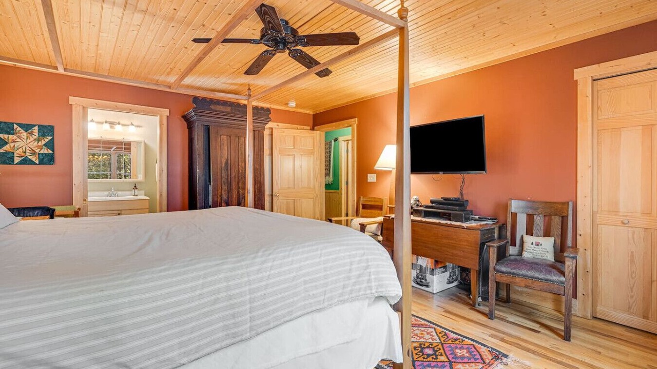 Photo of Bedroom in Brevard