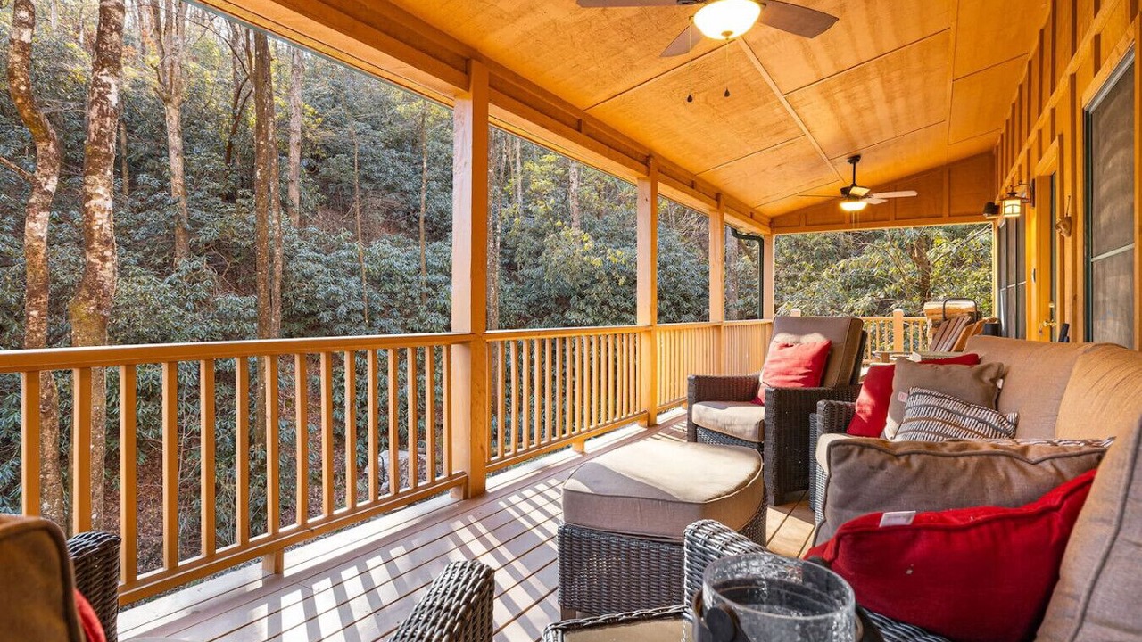 Photo of Patio Balcony in Brevard