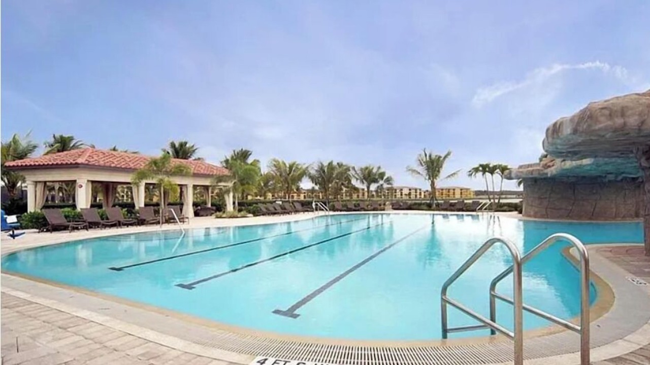Photo of Outdoor in Naples