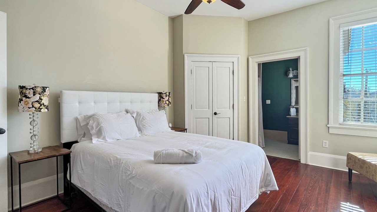 Photo of Bedroom in Savannah Victorian District