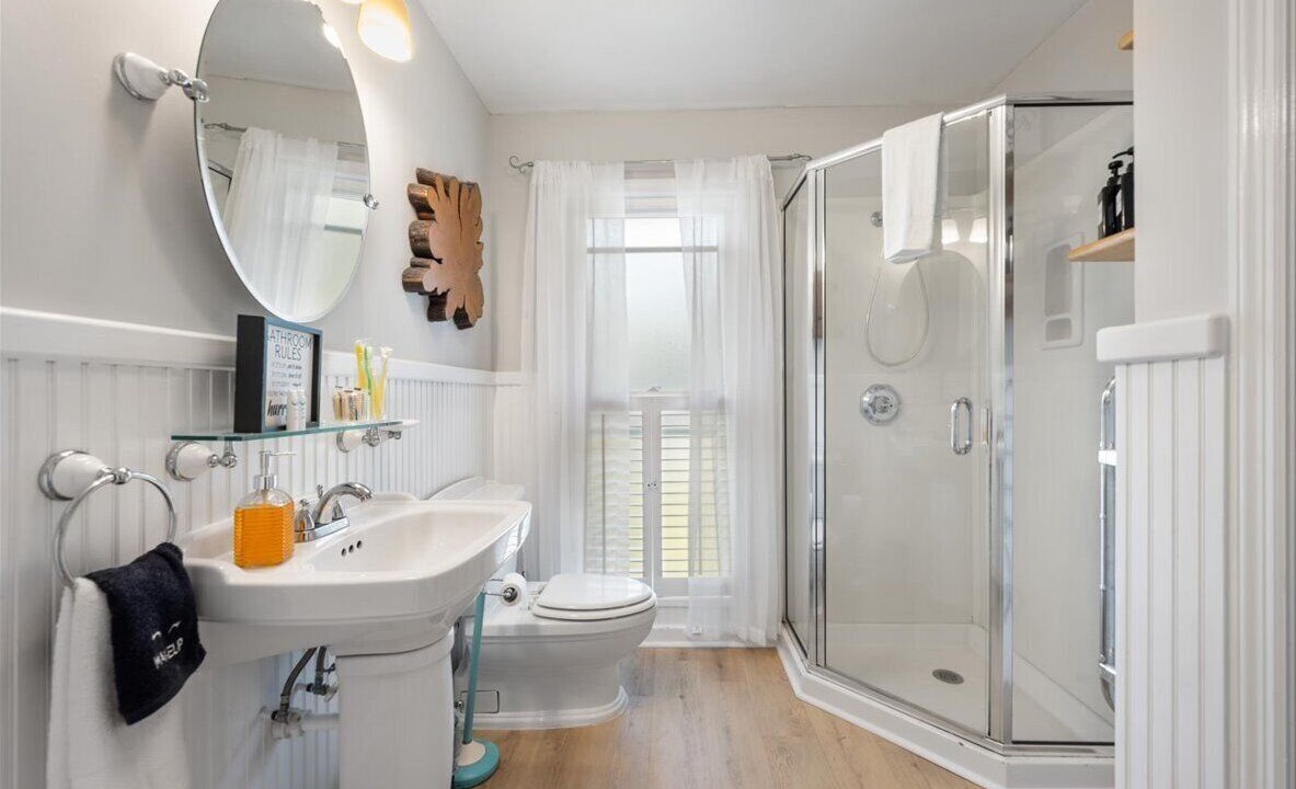 Photo of Bathroom in Lincolnville