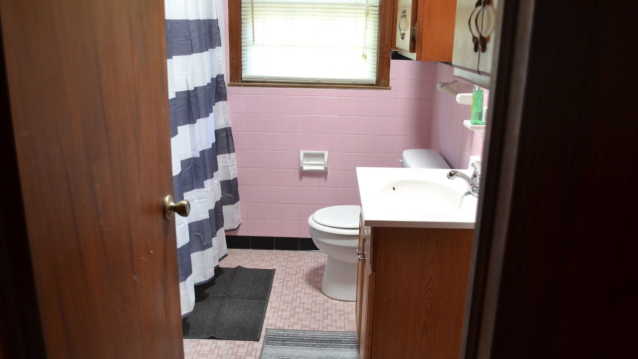 Photo of Bathroom in Hinesville
