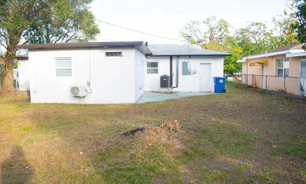 Photo of Outdoor in Meadowlawn
