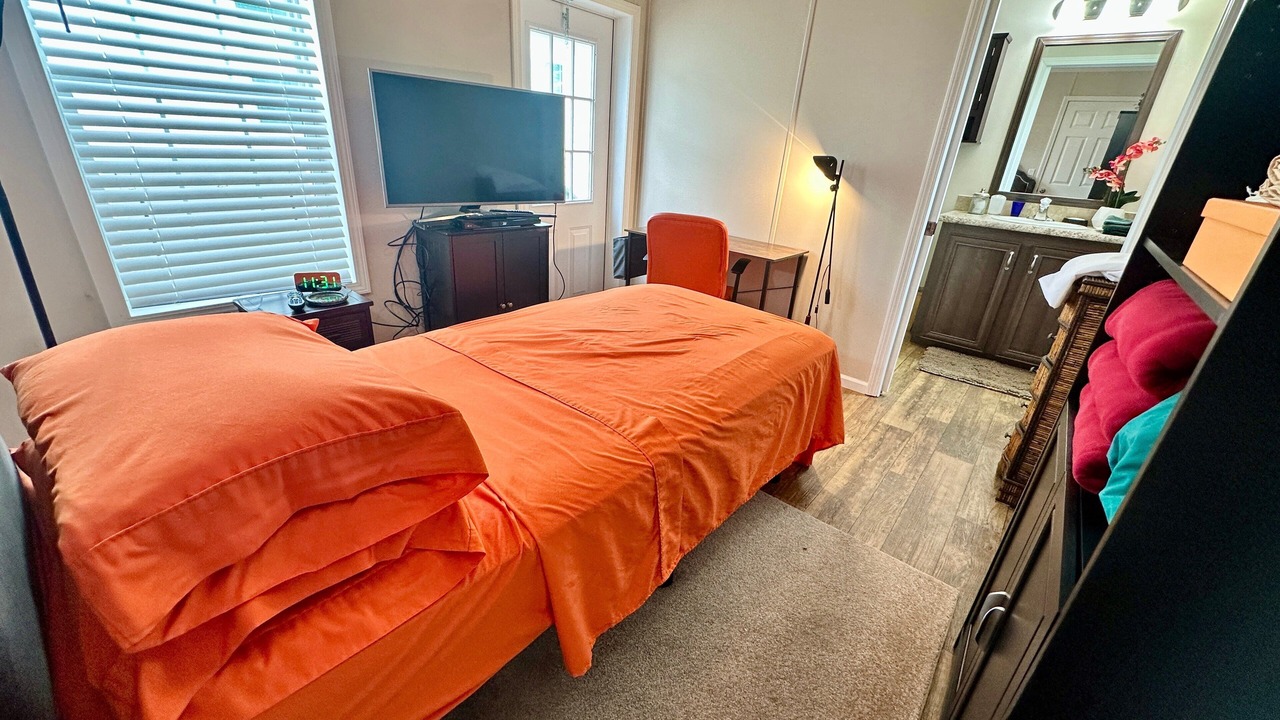Photo of Bedroom in Nettles Island