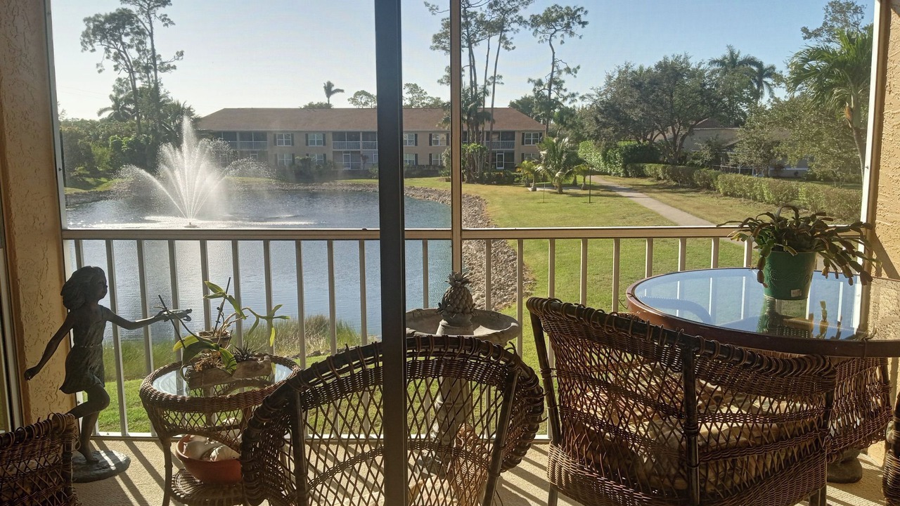 Photo of Outdoor in Crown Pointe