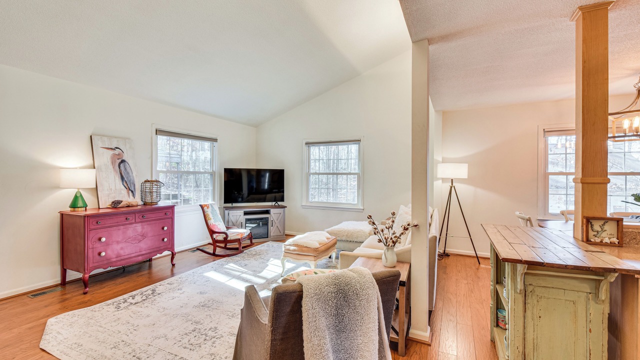 Photo of Livingroom in Westminster