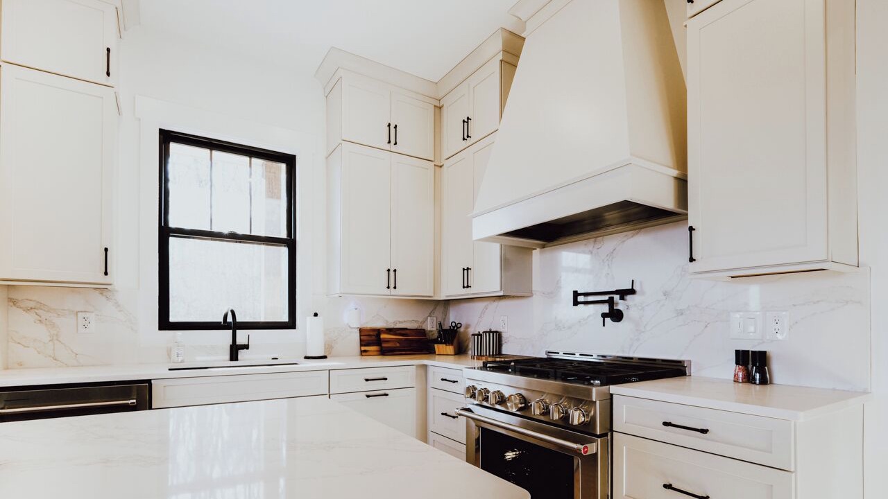 Photo of Kitchen in Bear Lake Reserve