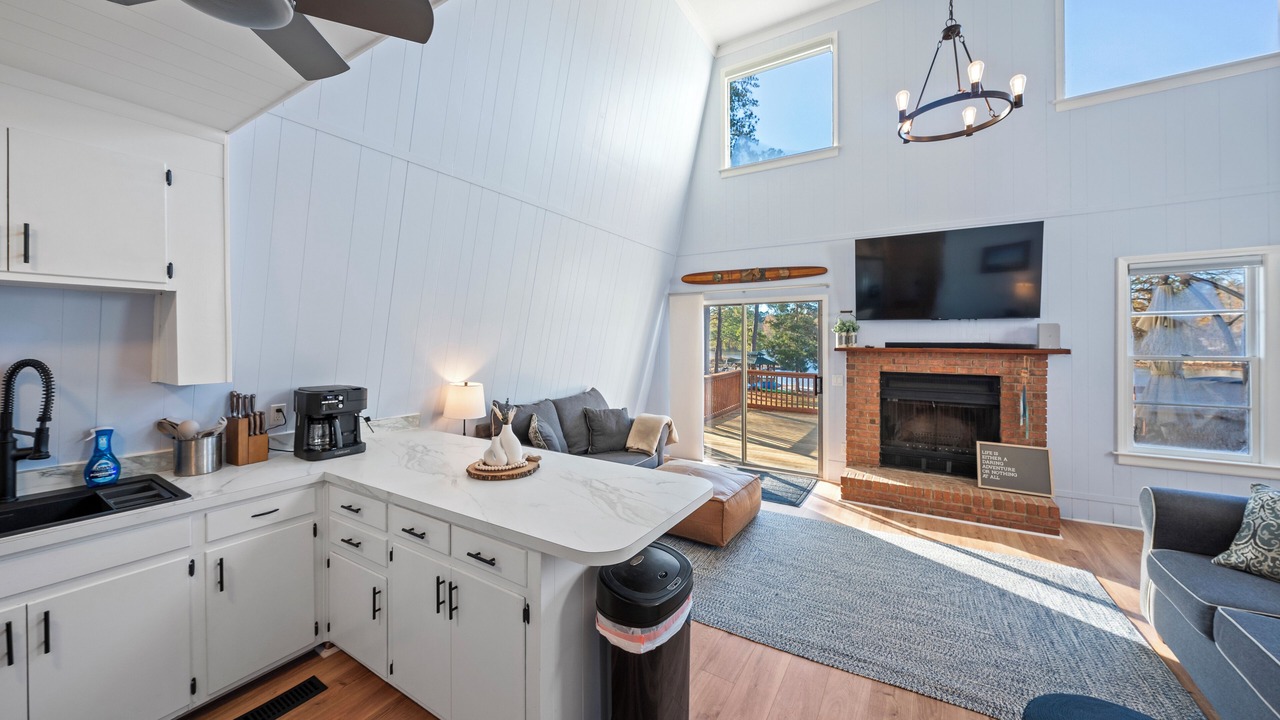 Photo of Livingroom in Chapin