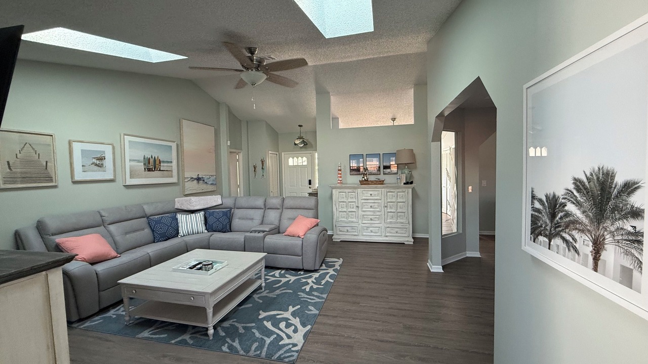 Photo of Livingroom in Sebastian Highlands