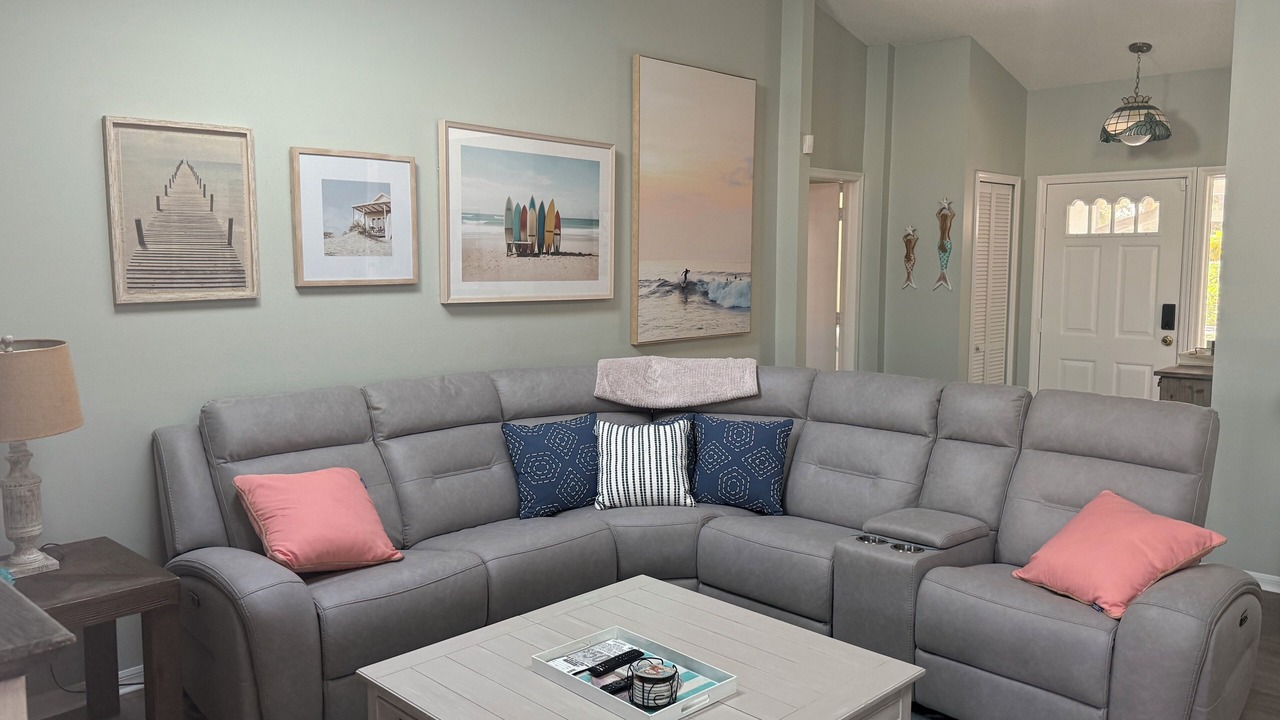 Photo of Livingroom in Sebastian Highlands