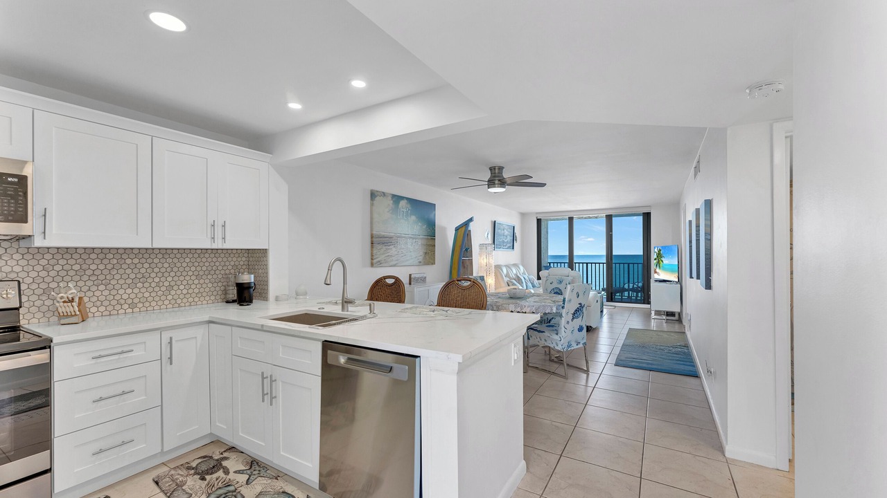 Photo of Kitchen in Hutchinson Island South