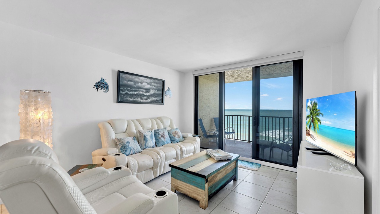 Photo of Livingroom in Hutchinson Island South