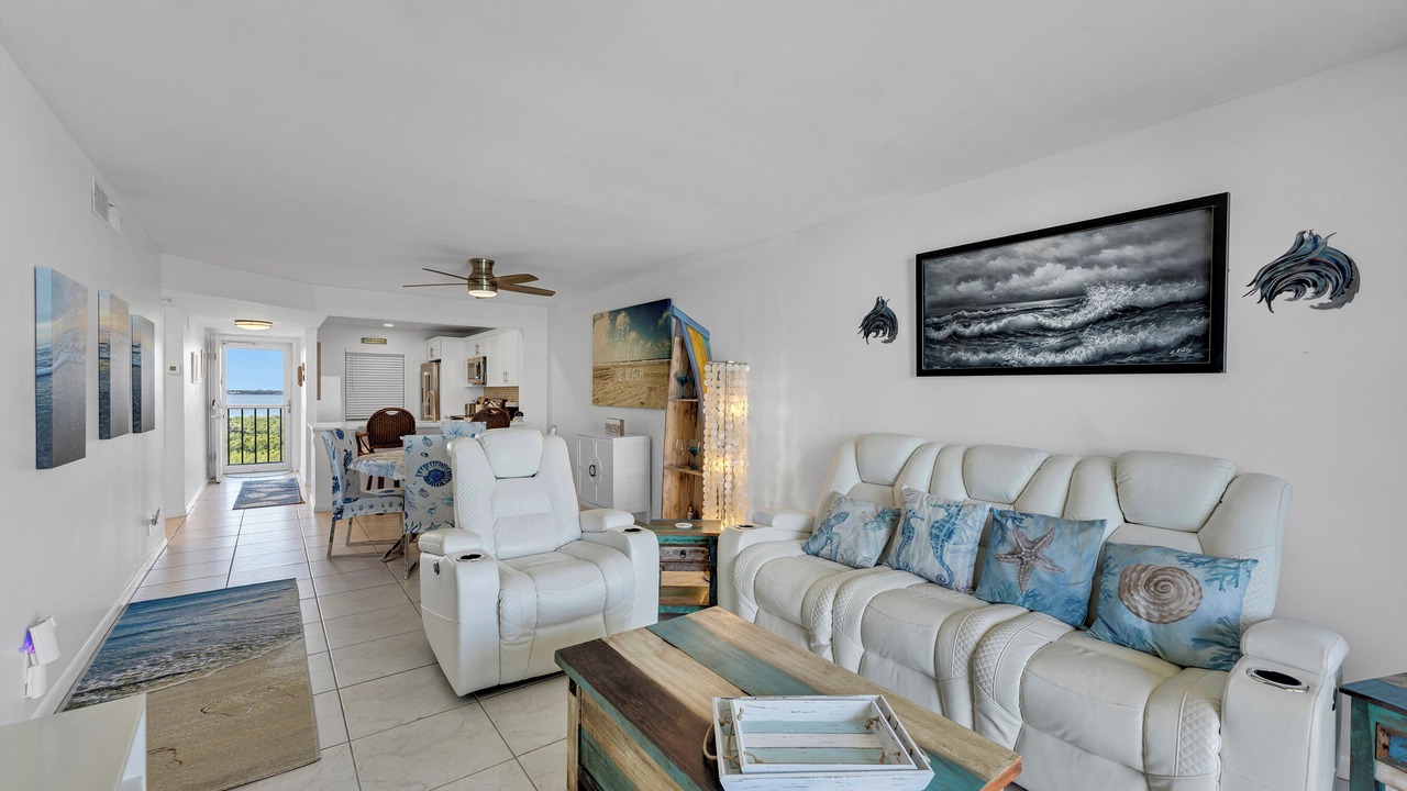 Photo of Livingroom in Hutchinson Island South