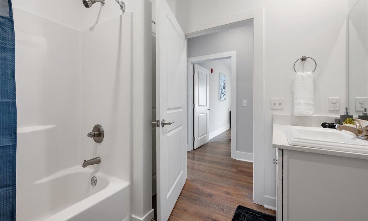 Photo of Bathroom in Port Wentworth