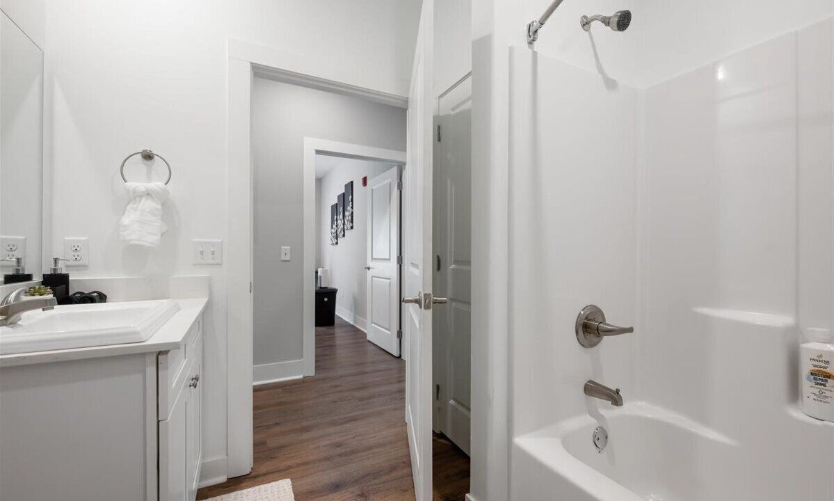 Photo of Bathroom in Port Wentworth