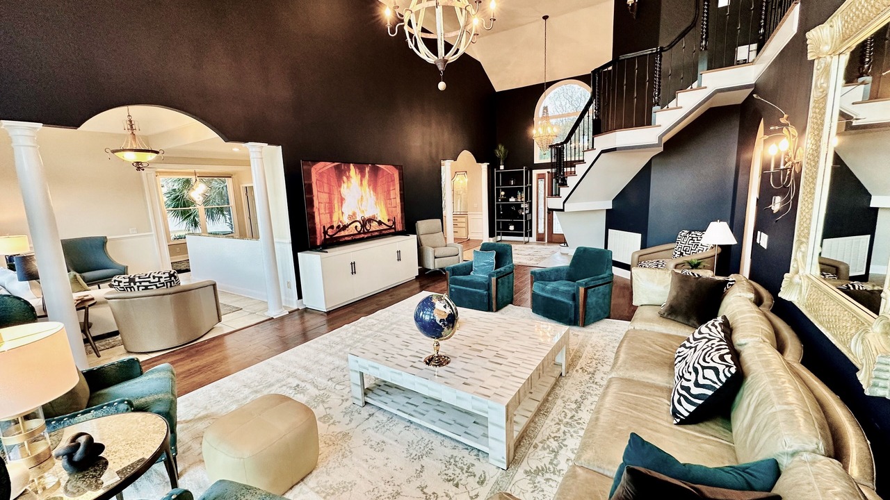 Photo of Livingroom in Lexington