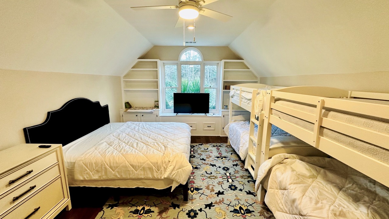 Photo of Bedroom in Lexington