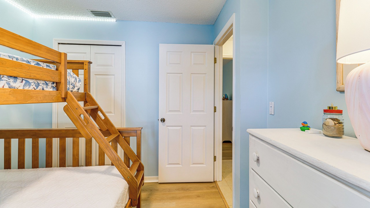 Photo of Bedroom in Sebastian Highlands