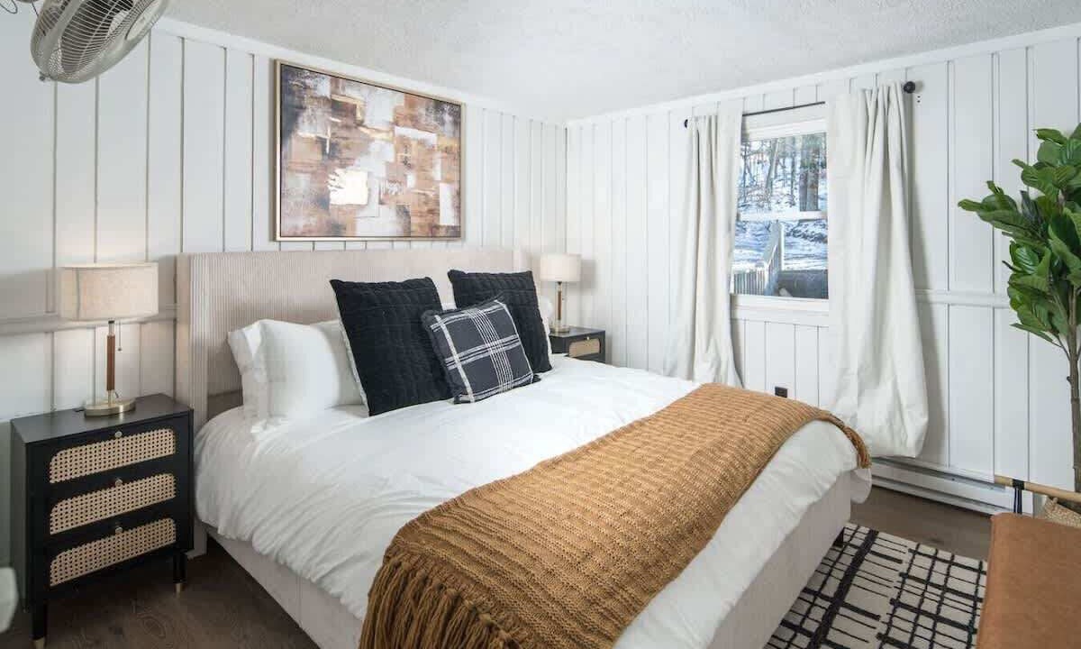 Photo of Bedroom in Charter Hills
