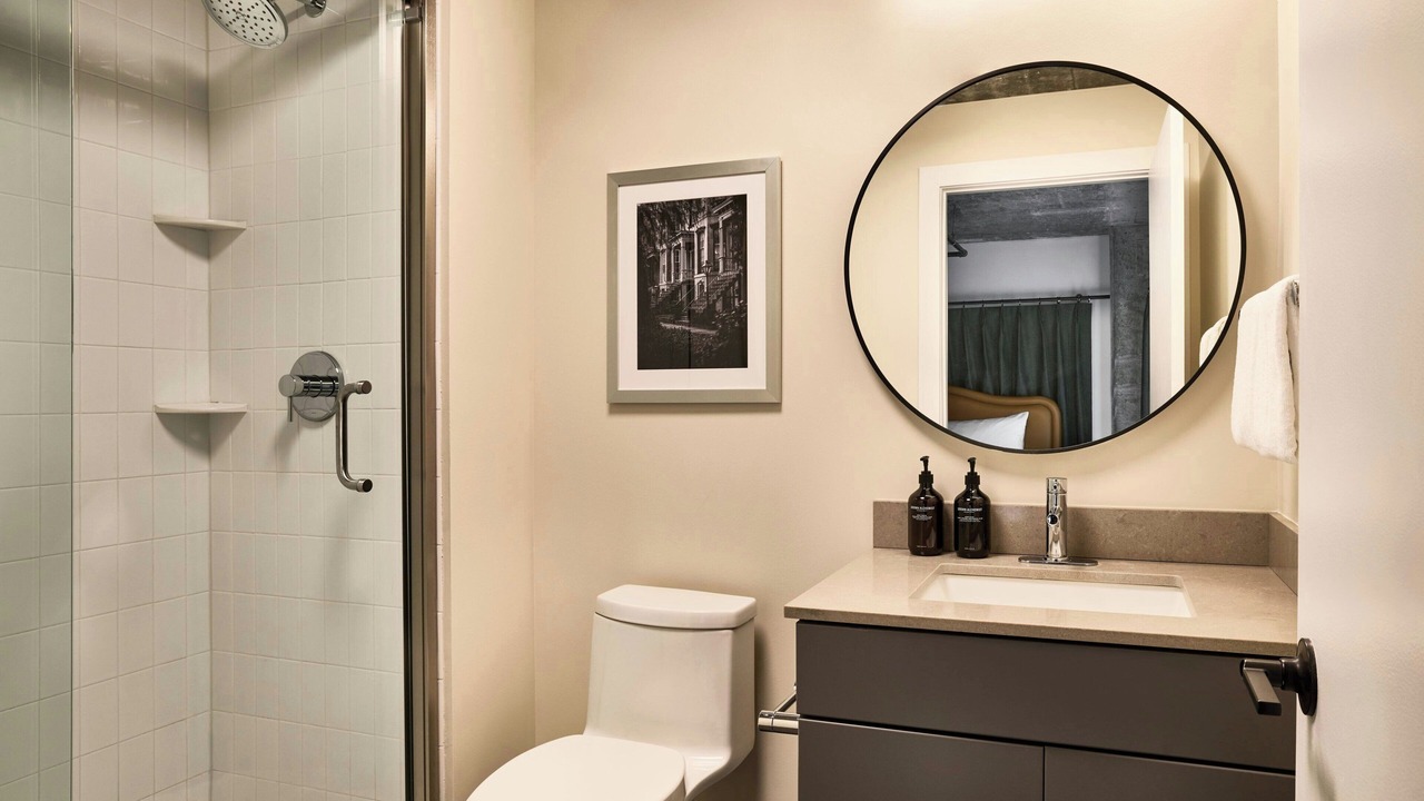 Photo of Bathroom in Yamacraw Village