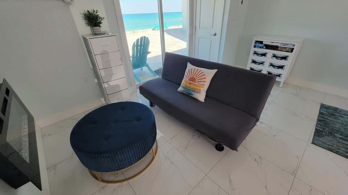 Photo of Livingroom in Melbourne Beach