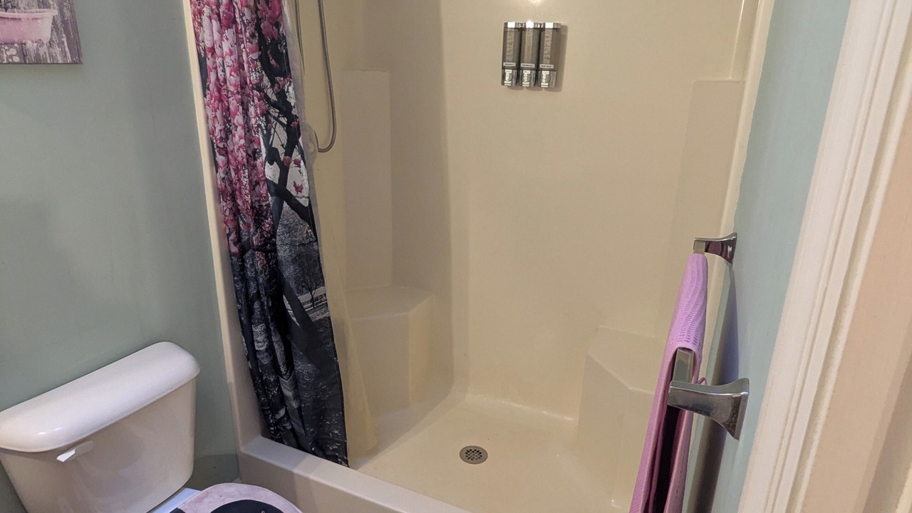 Photo of Bathroom in Laurel Bay