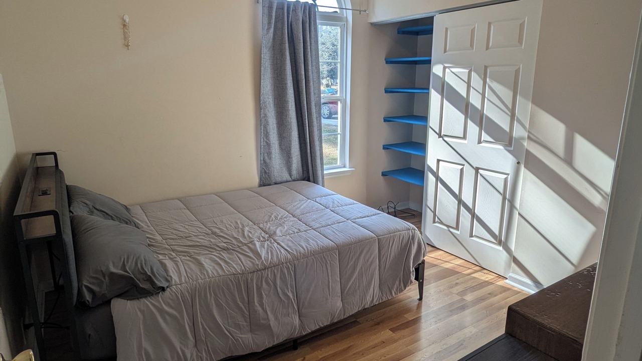 Photo of Bedroom in Laurel Bay