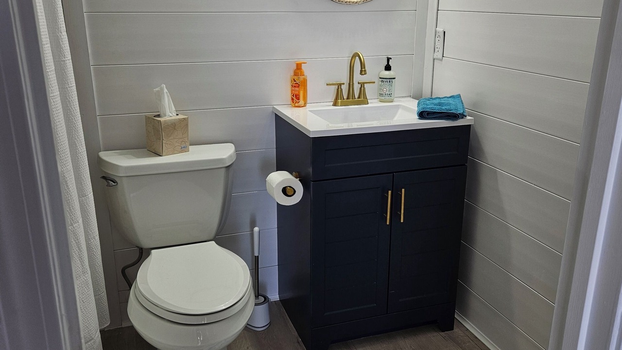Photo of Bathroom in Oceanside Estates