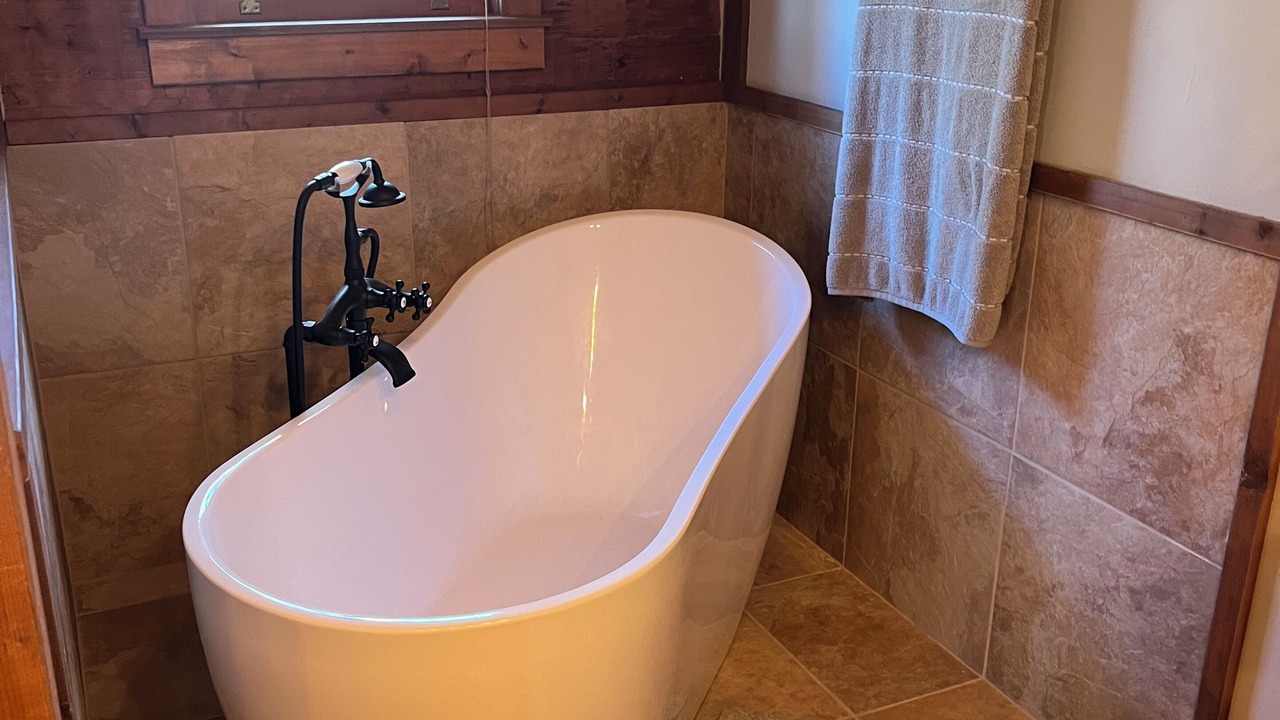 Photo of Bathroom in Gough