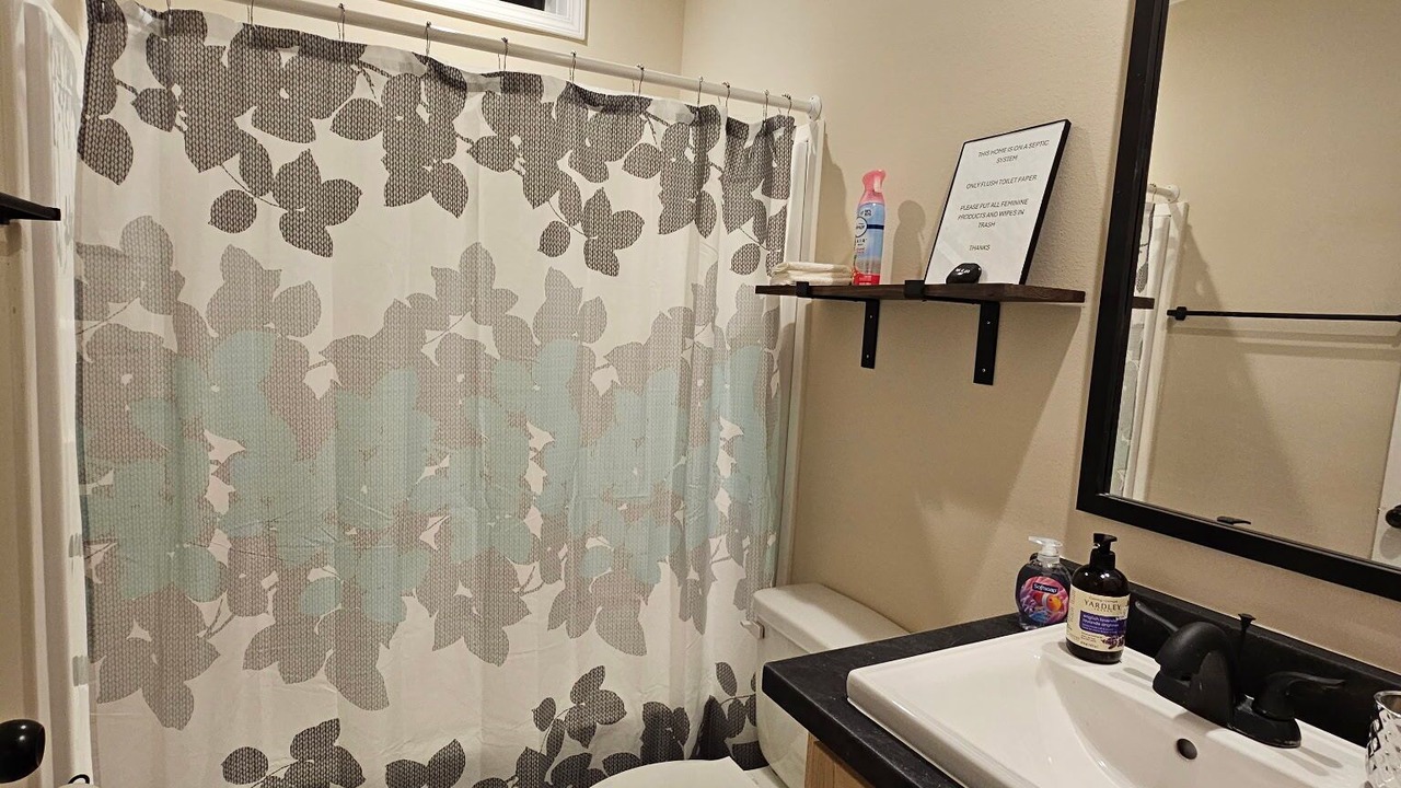 Photo of Bathroom in Seneca