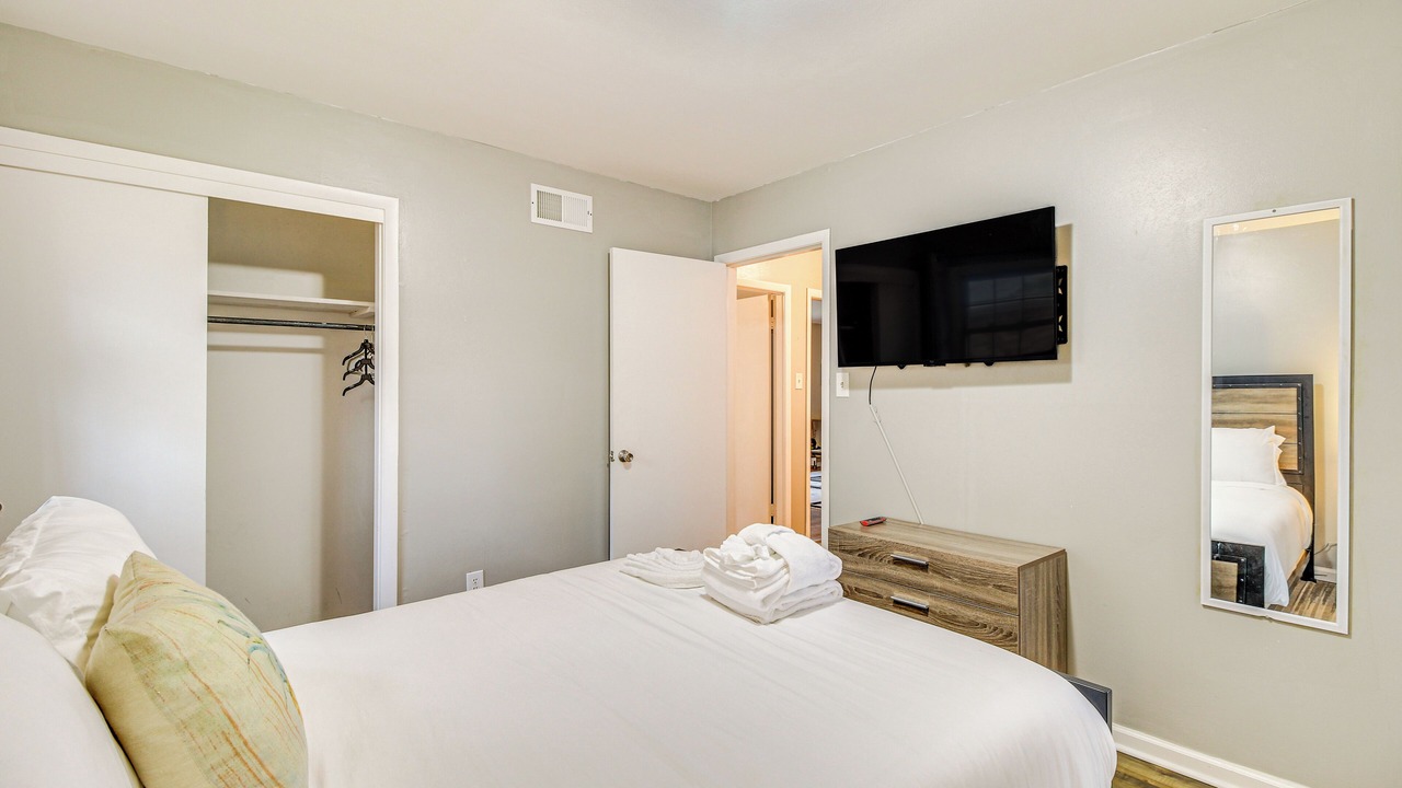 Photo of Bedroom in Garden City