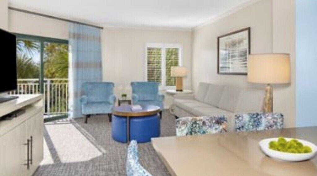 Photo of Livingroom in Folly Field